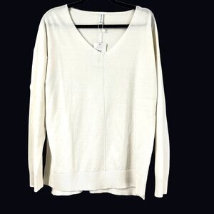 JOUICA Cream / Off White Long Sleeved Soft Pull Over V-Neck Blouse Top Sz XL NWT